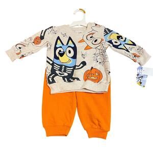 NWT Bluey Size 12M‎ Baby Set Sweatshirt Pants Orange Halloween Winter Cozy